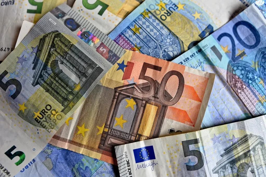 Banconote in euro fuori corso: scopri l’elenco completo